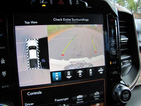 Used 2021 RAM 2500 Limited image 47