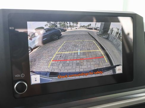 Used 2024 Toyota Tacoma TRD Sport image 27