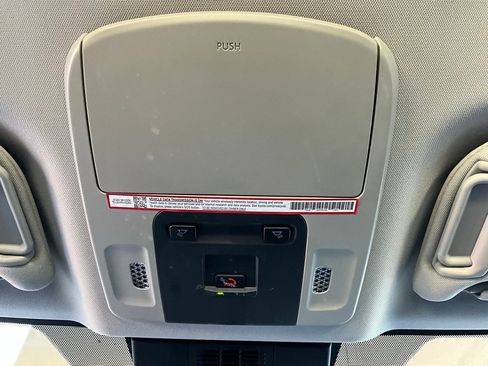 Used 2025 Toyota Camry LE image 16