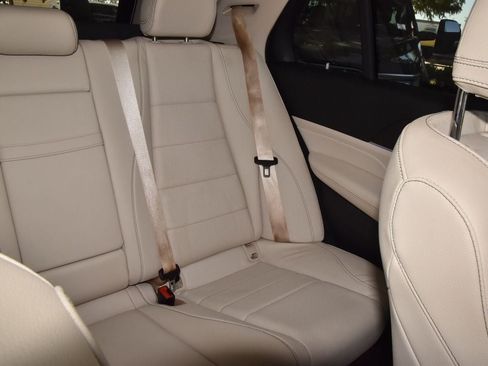 Used 2022 Mercedes-Benz GLE 350 image 21
