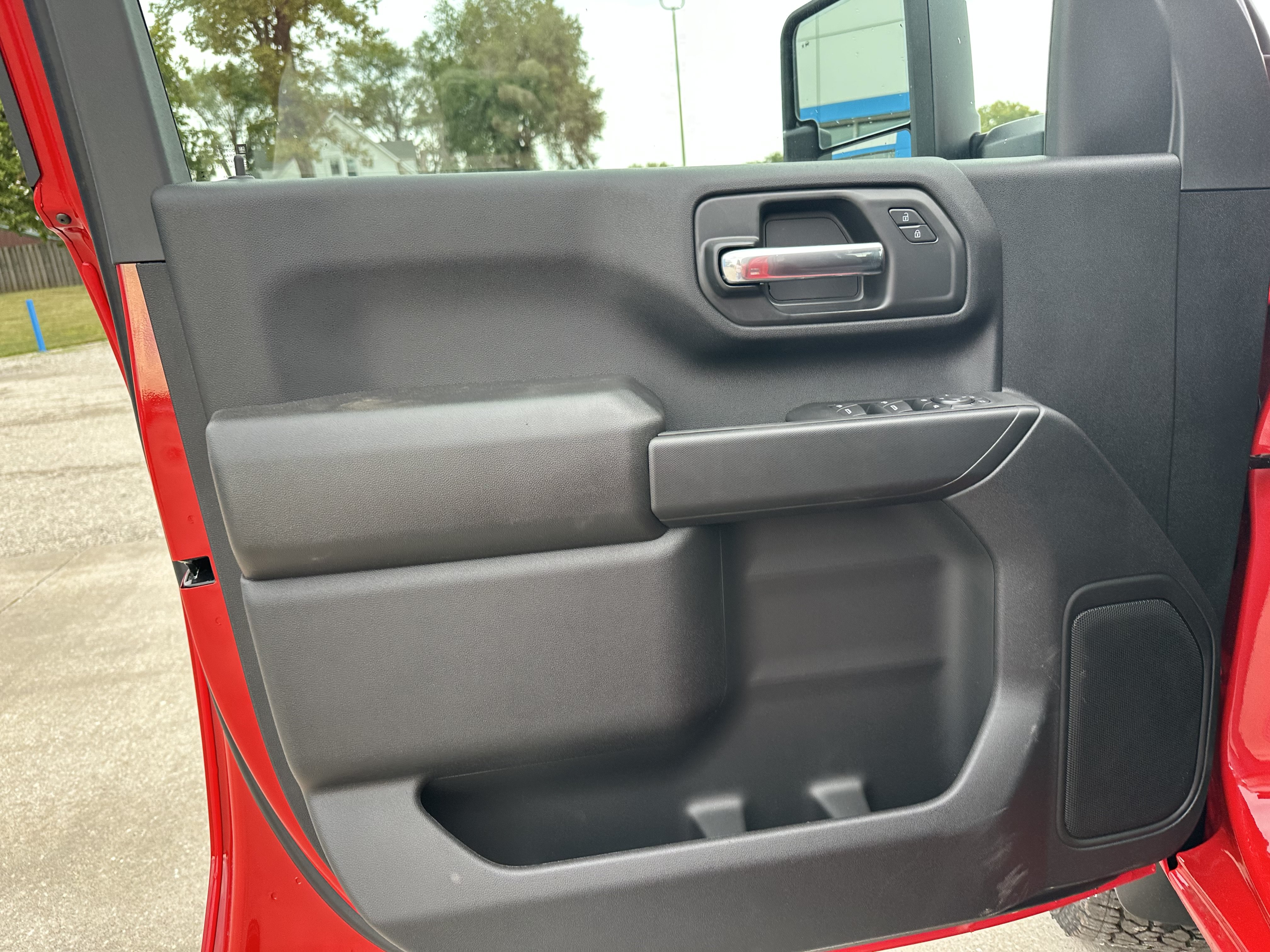 New 2026 Chevrolet Silverado 2500 Custom w/ Custom Value Package AWD/4WD image 17
