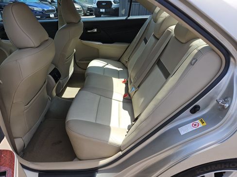 Used 2013 Toyota Camry XLE w/ Leather Pkg FWD image 15
