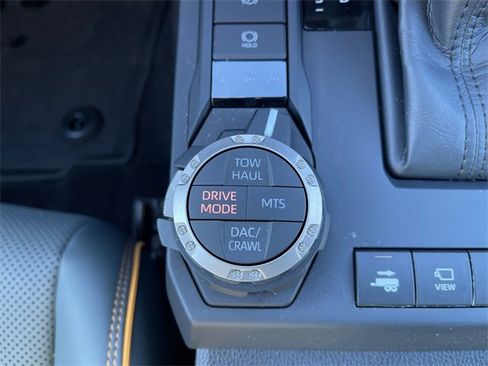 Used 2024 Toyota Tacoma Trailhunter image 23