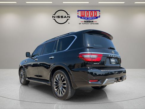 Certified 2023 Nissan Armada Platinum w/ Captain's Chairs Package AWD/4WD image 4