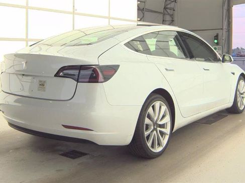 Used 2018 Tesla Model 3 Long Range RWD image 8