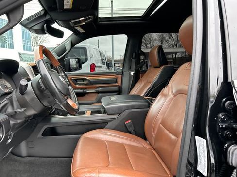 Used 2022 RAM 1500 Limited w/ Body-Colour Bumper Group image 10