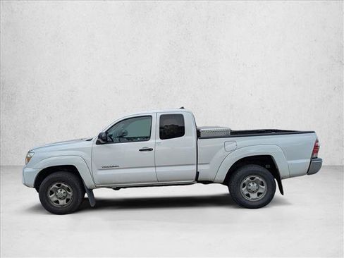 Used 2015 Toyota Tacoma 4x4 Access Cab V6 w/ SR5 Package image 8