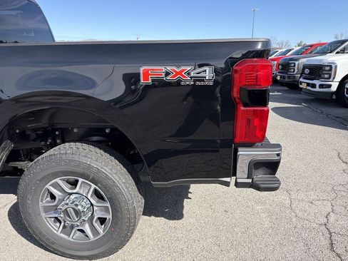 New 2026 Ford F350 Lariat AWD/4WD image 9