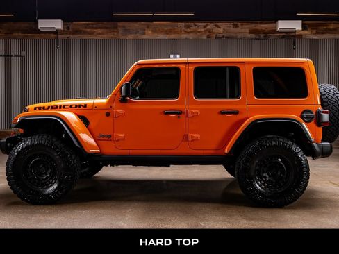 Used 2025 Jeep Wrangler Unlimited Rubicon AWD/4WD image 6