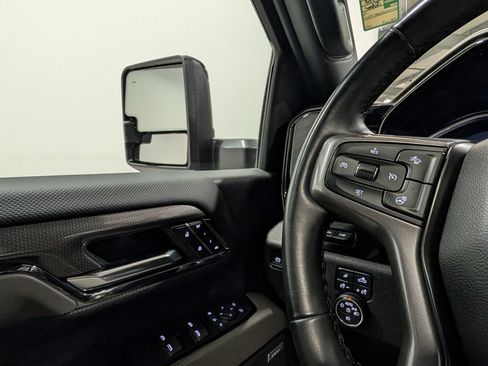 Used 2024 Chevrolet Silverado 2500 ZR2 w/ Technology Package AWD/4WD image 27
