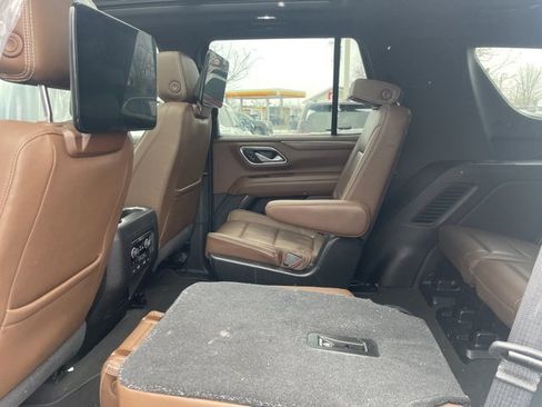 Used 2021 Chevrolet Tahoe High Country image 7