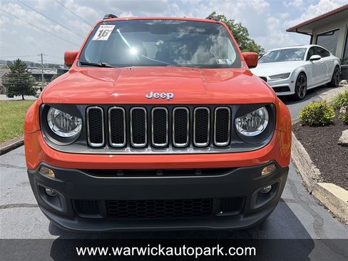 Used 2016 Jeep Renegade Latitude w/ Safety & Security Group AWD/4WD image 2