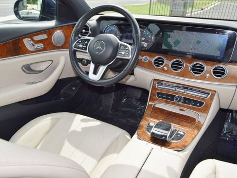 Used 2019 Mercedes-Benz E 450 4MATIC Sedan w/ Premium Package image 27