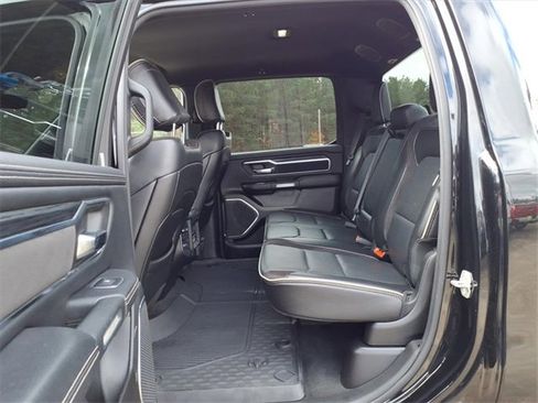 Used 2024 RAM 1500 Laramie image 15