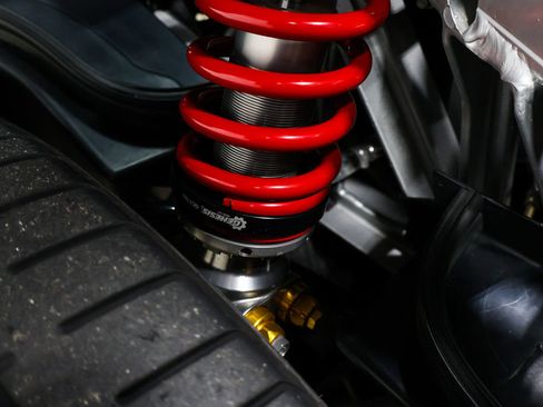 Used 2006 Ford GT RWD image 67