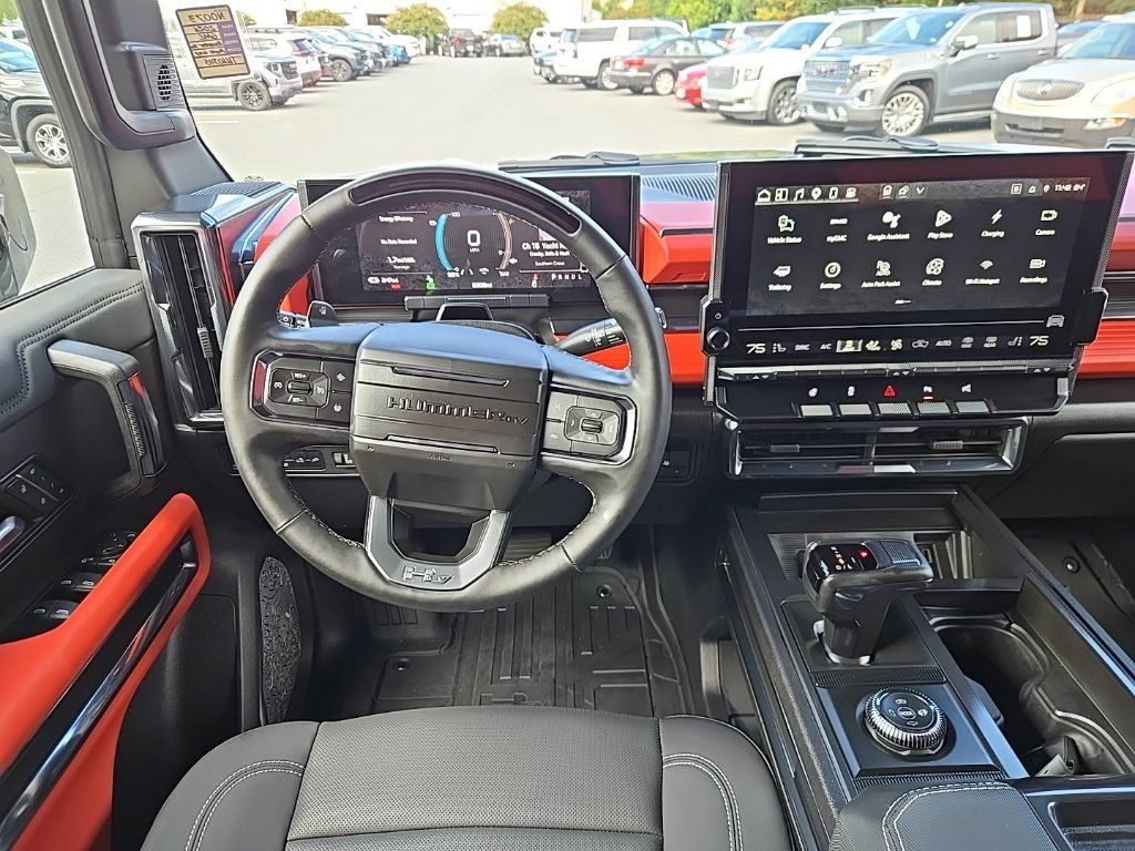 Used 2026 GMC Hummer EV 4x4 Crew Cab w/ Carbon Fiber Edition Package image 15