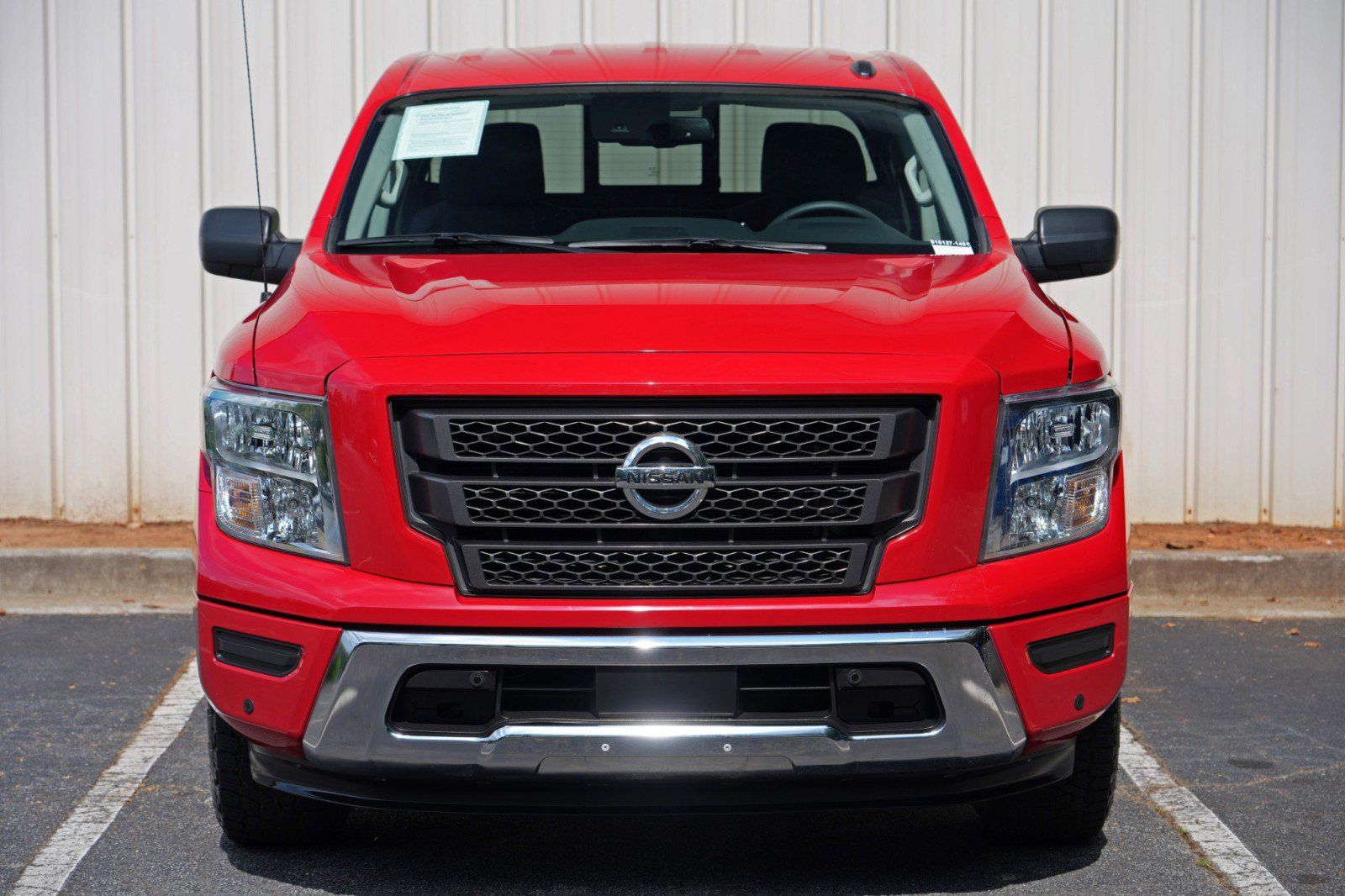 Used 2021 Nissan Titan SV w/ SV Convenience Package RWD image 39