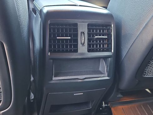 Certified 2018 Mercedes-Benz GLE 350 4MATIC w/ Premium 2 Package image 21