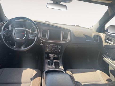 Used 2020 Dodge Charger SXT image 13