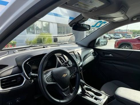 Used 2022 Chevrolet Equinox LT FWD image 7