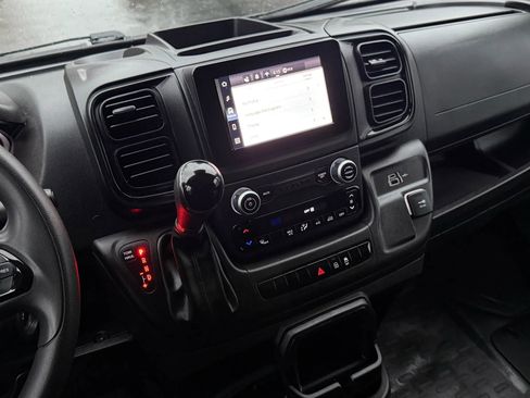 Used 2023 RAM ProMaster 2500 image 18