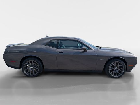 Used 2016 Dodge Challenger R/T Plus image 3
