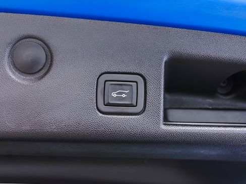 Used 2024 Chevrolet Equinox LT w/ LPO, Floor Liner Package FWD image 41