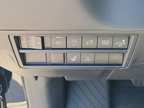 New 2026 Toyota Tundra Limited AWD/4WD image 30