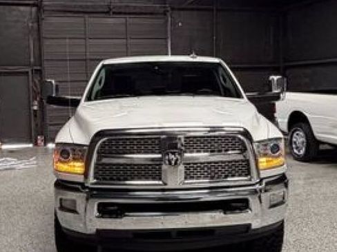 Used 2018 RAM 3500 Laramie AWD/4WD image 7