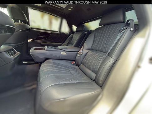 Certified 2023 Lexus LS 500 w/ Luxury Package RWD image 13