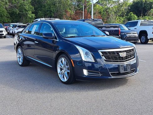 Used 2016 Cadillac XTS Premium w/ Driver Assist Package image 2