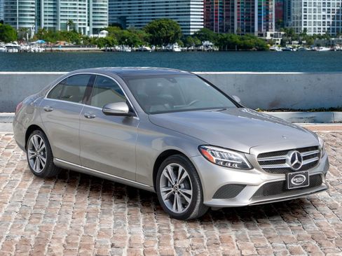Used 2019 Mercedes-Benz C 300 4MATIC Sedan w/ Premium Package image 3