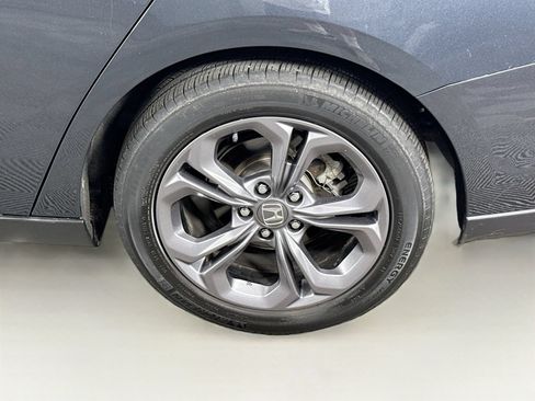 Certified 2023 Honda Accord EX image 9