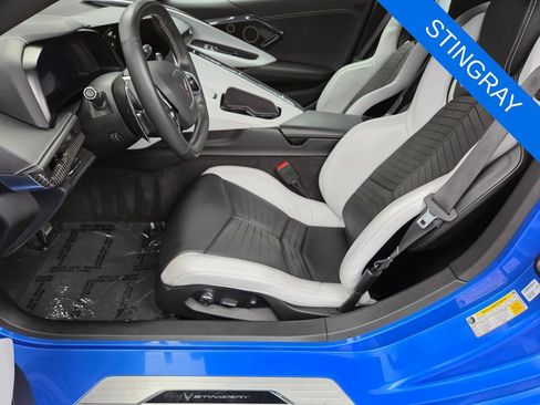 Used 2024 Chevrolet Corvette Stingray Preferred Conv w/ Stealth Interior Trim Package RWD image 29