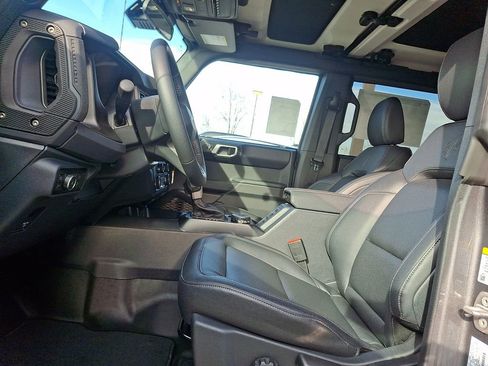 New 2025 Ford Bronco Badlands AWD/4WD image 6