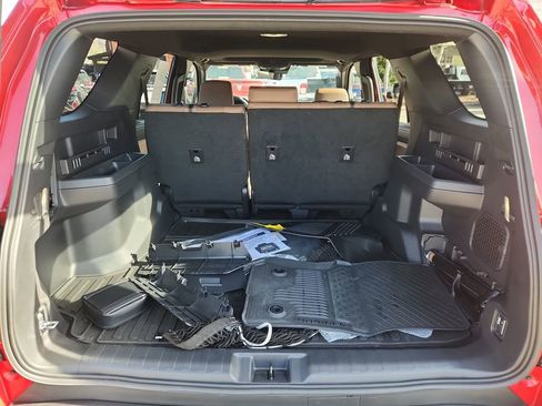 Used 2025 Toyota 4Runner Limited image 23