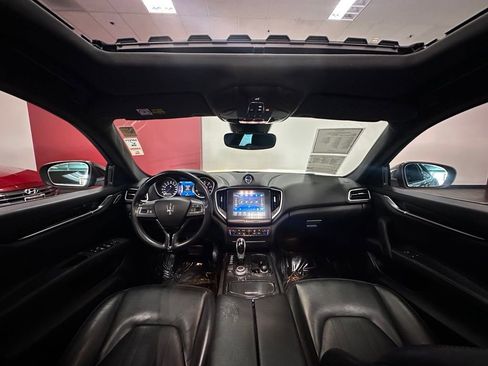 Used 2017 Maserati Ghibli image 27