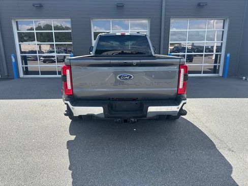 Used 2024 Ford F350 XLT AWD/4WD image 3
