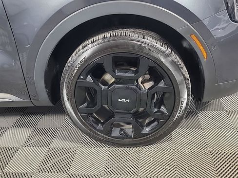 Certified 2024 Kia Sorento SX Prestige AWD/4WD image 3