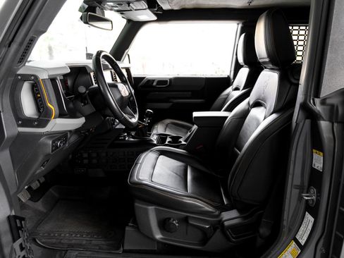 Used 2022 Ford Bronco Badlands AWD/4WD image 16