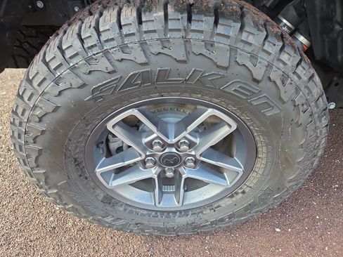 Used 2024 Jeep Gladiator Mojave image 10