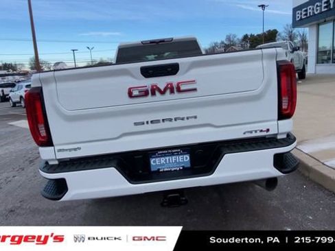 Certified 2022 GMC Sierra 3500 AT4 image 9
