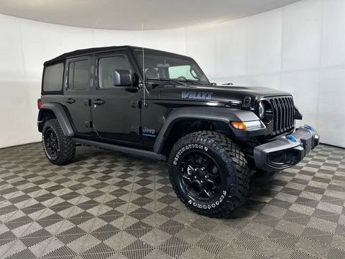 Used 2023 Jeep Wrangler Unlimited w/ Cold Weather Group image 2