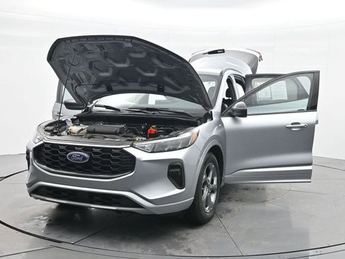 Used 2024 Ford Escape ST-Line image 34