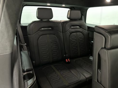 Used 2024 Rivian R1S Adventure image 25