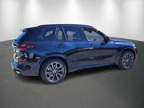 Used 2026 BMW X5 sDrive40i w/ M Sport Package image 7