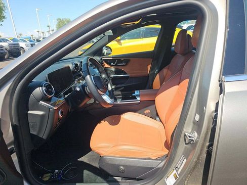 Used 2022 Mercedes-Benz C 300 Sedan image 4