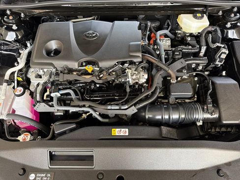 Used 2025 Toyota Camry LE w/ Convenience Package image 36