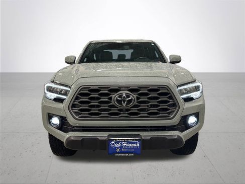 Used 2023 Toyota Tacoma TRD Off-Road image 4