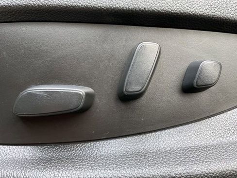 Used 2018 Chevrolet Silverado 1500 LT image 10